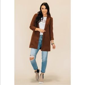 One button brown trench coat